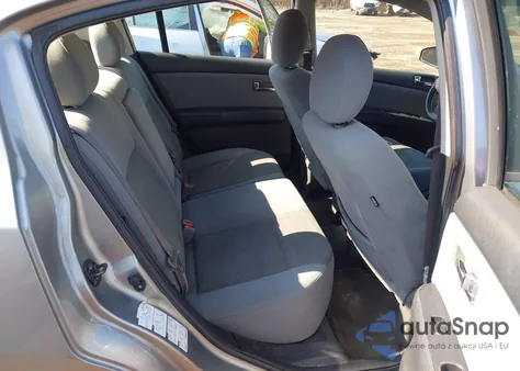 2011 Nissan Sentra 2.0S z USA, uszkodzony, nr VIN 3N1AB6AP3BL613722